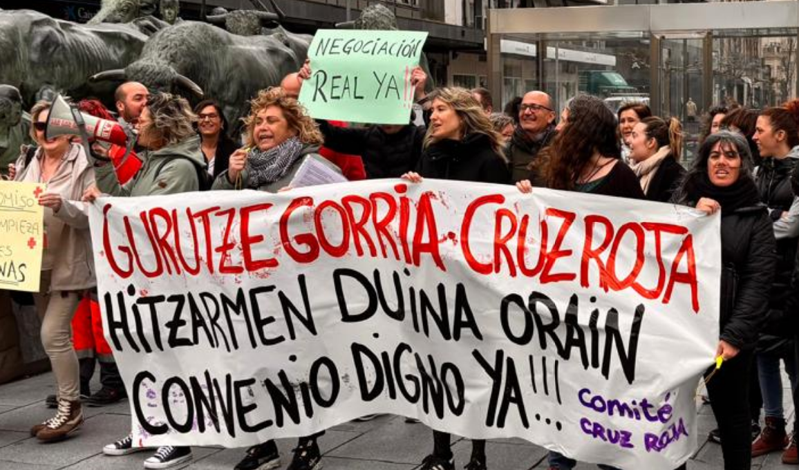 La plantilla de Cruz Roja Navarra reclama avances tras 449 días sin convenio