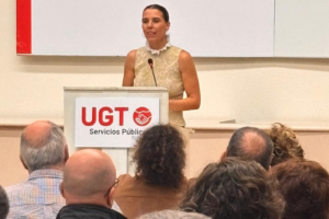 Isabel Araque, Secretaria General de UGT Servicios Públicos, celebra en Navarra una jornada de formación sindical.