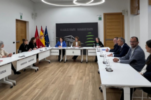 Acuerdo histórico para el primer convenio de residencias de Navarra